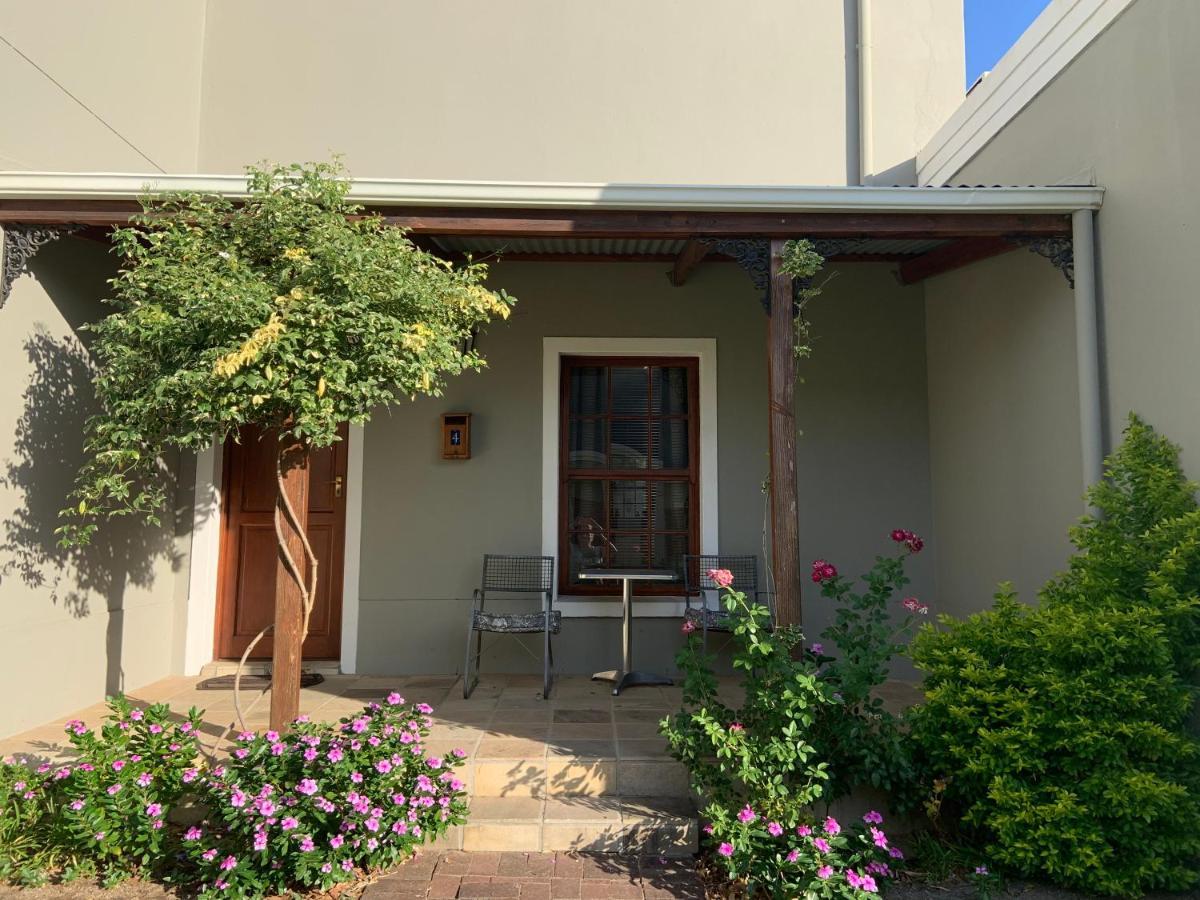 La Gratitude Self Catering Cottage ฟรันเชิค ภายนอก รูปภาพ